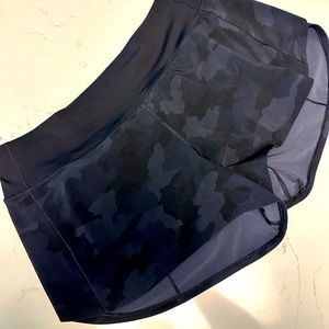 Lululemon Speed Up 4” Inseam Shorts